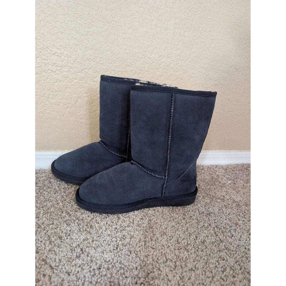 Minnetonka Women 6 Navy Blue Suede Sheepskin Wool Blend Boots winter
